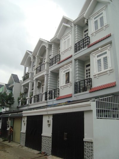 Cần bán gấp căn nhà mới xây, KDC đẹp, yên tĩnh, 1T+3L, gần Bình Triệu, Phạm Văn Đồng. Giá 2.27 tỷ