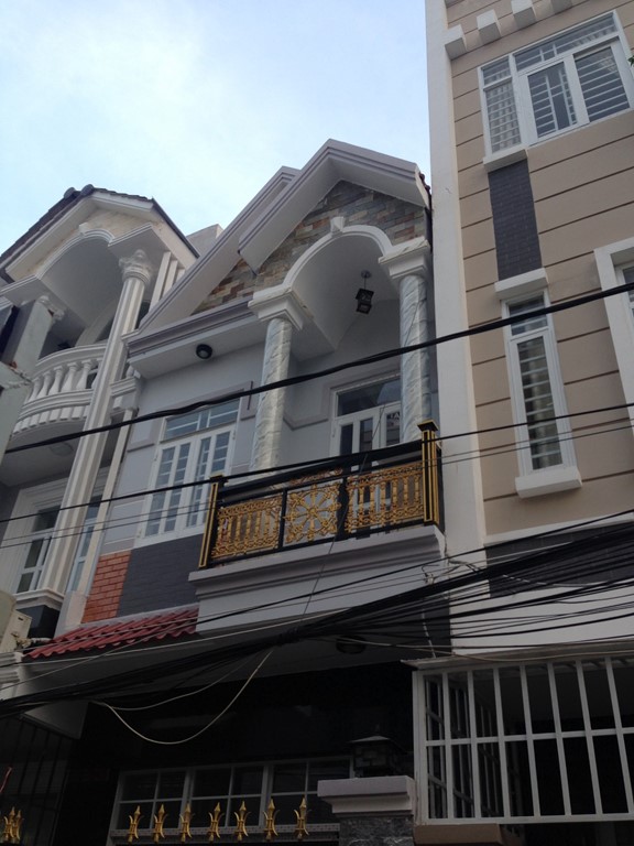 Hot – Bán gấp nhà đẹp, hẻm xe hơi Huỳnh Tấn Phát, H. Nhà Bè 4,5m x 13m, 3 p.ngu, giá 1.3 tỷ