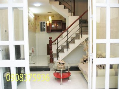 Hot - cuối năm - chính chủ bán nhà đẹp 3 tầng, 620 triệu