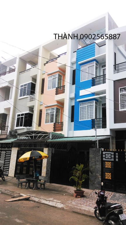 Đại hạ giá cuối năm nhà mới đẹp 3.2m x 12m, 1 trệt 3 lầu đúc, 4 phòng ngủ, hẻm xe hơi, 829 triệu