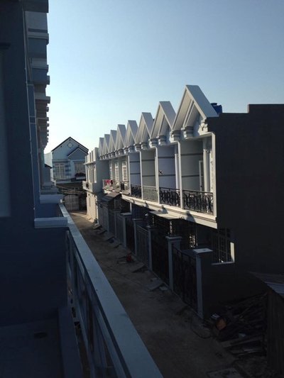 Bán nhà gấp DT: 3.2 × 13m - 84 m2, 1 trệt