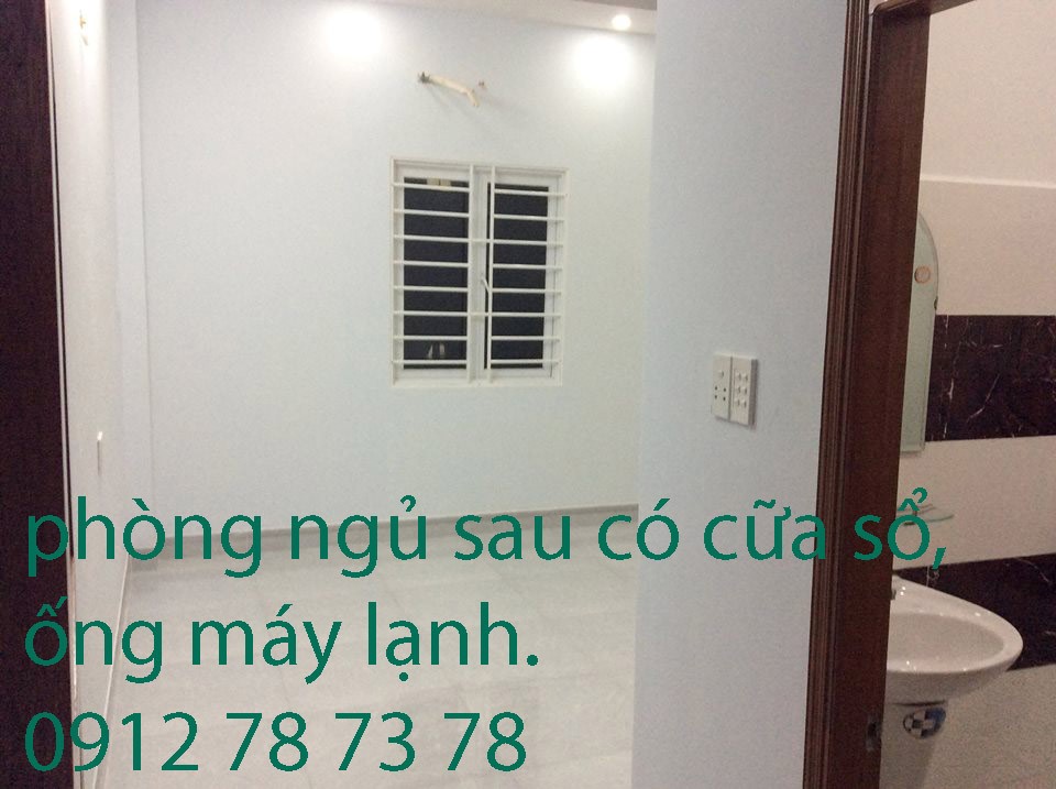 Bán Nhà Đường Dương Cát Lợi Giá 1.95 Tỷ, 4 Phòng Ngủ