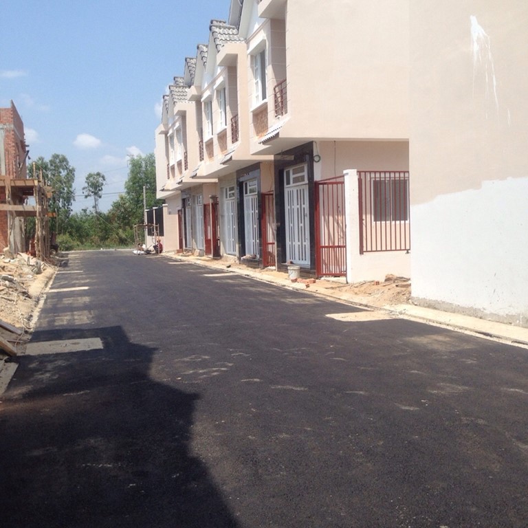 Chuyên bán nhà Lê Văn Lương mới xây dựng đủ diện tích