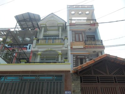 Bán nhà 1 trệt , 2 lầu, 4x20m, giá 2.3 tỷ, HXH đường 8m Nguyễn Ảnh Thủ, P. TCH, Q12