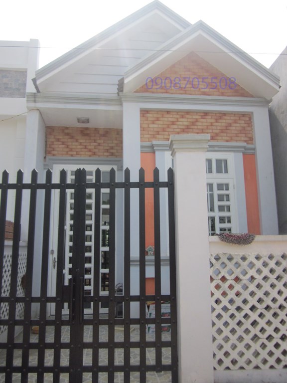Cần bán gấp nhà mới xây kiểu Thái, có sổ hồng riêng bao hoàn công