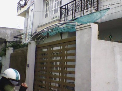 Bán nhà mới xây đường Lê Văn Lương 3,3x9,5 1 trệt 1 lầu giá chỉ 600tr/căn