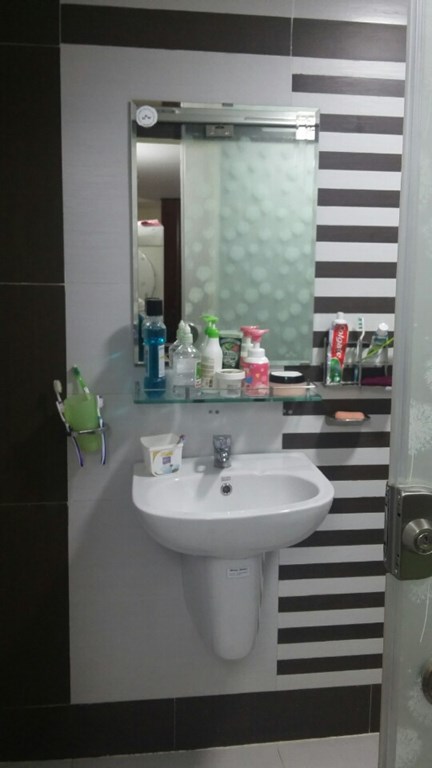 Căn hộ chung cư Miếu Nổi, Q. Bình Thạnh, gần cầu bông Q1, giá rẻ