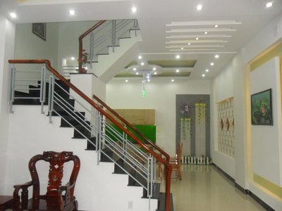 Bán nhà 1 trệt, 2 lầu, 5x12m, giá 1,6tỷ, HXH đường Lâm Thị Hố(TCH05 cũ),P. TCH, Quân12