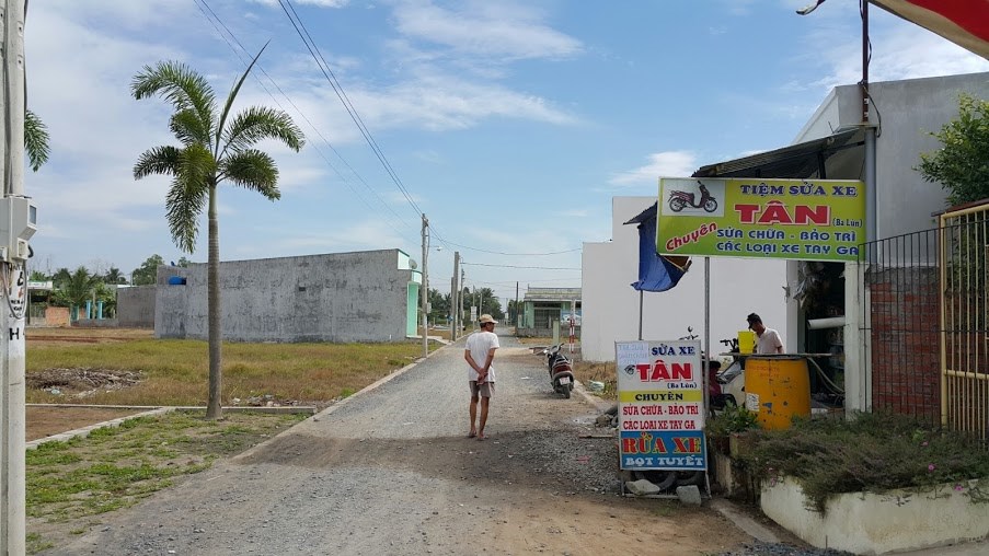 Bán Đất Mặt Đường Tỉnh Lộ 10, huyện Bình Chánh, giá 250 Triệu/dt 100m2.