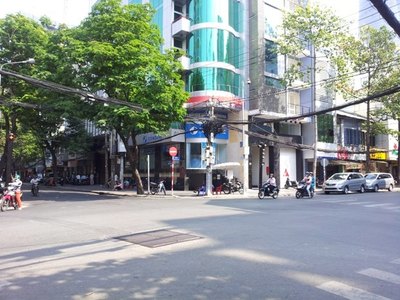 Bán nhà mặt tiền đường Yersin quận 1. Giá 14 tỷ.