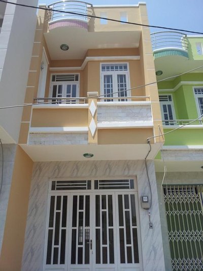 Bán nhà mới xây, gần chợ, sổ hồng riêng, 420 tr!