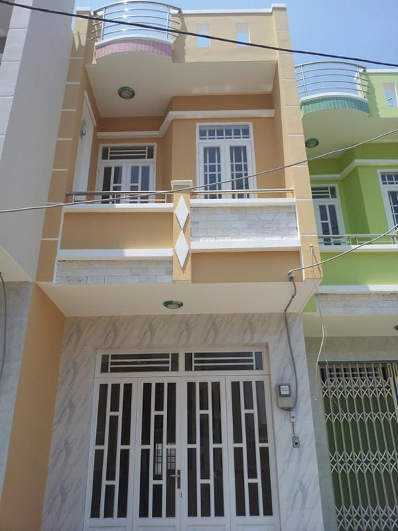 Bán nhà mới xây, gần chợ, sổ hồng riêng, 420 tr!