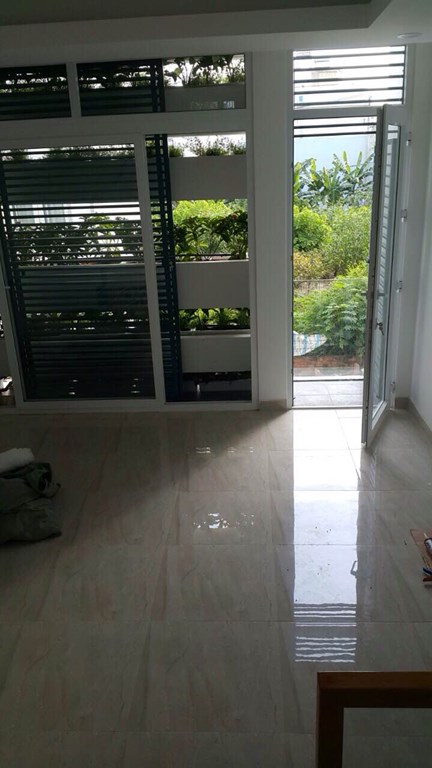 Bán nhà Quận 2, hẻm ô tô, P Bình Trưng Tây, 3 lầu