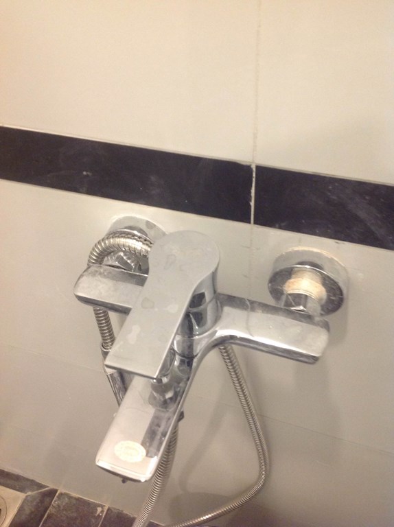 Bán nhà Quận 2, hẻm ô tô, P Bình Trưng Tây, 3 lầu