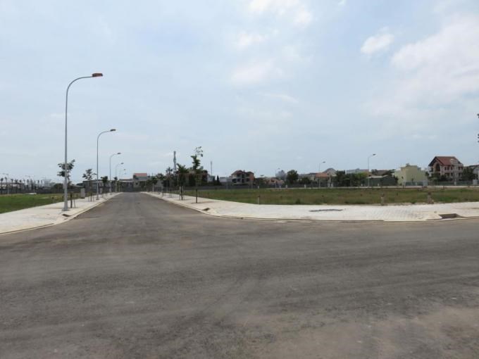 Bán đất thổ cư Sổ Đỏ mặt tiền Phạm Hữu Lầu