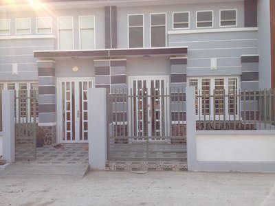 Nhà khu dân cư Hương Giang, sổ hồng riêng, gần lộ lớn, 310tr/Căn
