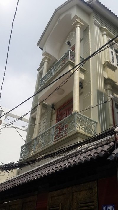 Bán biệt thự phố thuộc hẻm Quang Trung giá 3,3 tỷ (6,5 x 11m) đúc 3,5 tấm