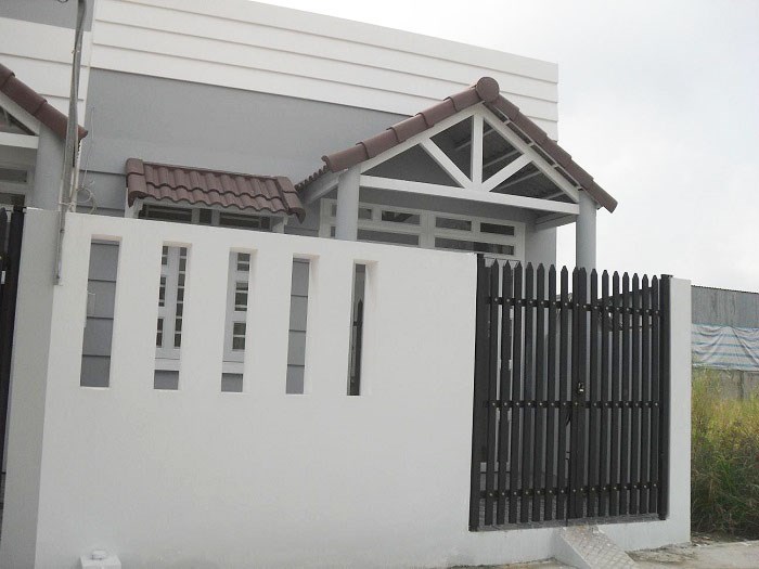 Mua nhà tặng nội thất giá 310tr - tỉnh lộ 10 - giáp bình chánh