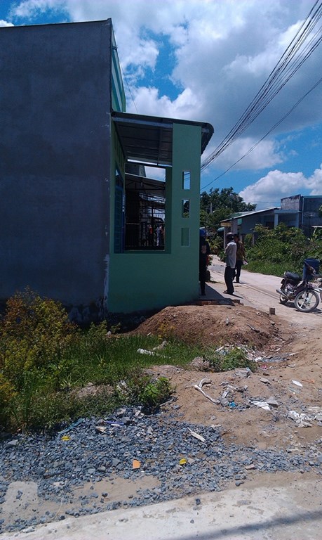 Chỉ 90 triệu nhận đất xây nhà, còn lại góp 24 tháng, KDC đông đúc, cuối PV Hớn- Hóc môn.