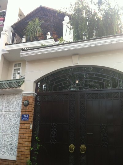 Bán biệt thự/nhà riêng tuyệt đẹp tại đường Nguyễn Xí, F26, Q BT