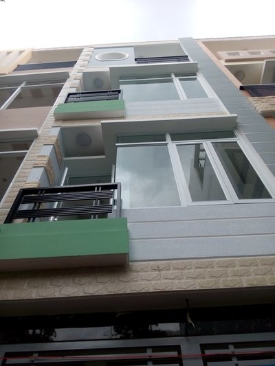 Bán Nhà mới 100% hẻm Nguyễn trọng Tuyền• DT: 4m x 12m; xây 4 lầu