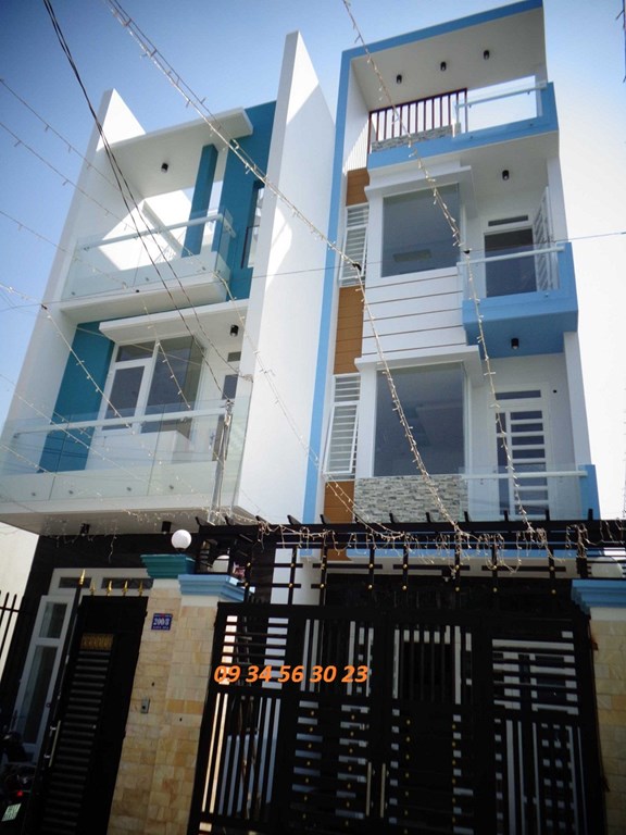 Bán nhà sổ hồng vị trí đẹp, gần chợ khu dân cư sầm uất