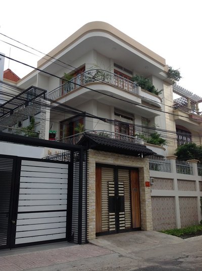 Bán biệt thự/nhà riêng tuyệt đẹp tại đường Nguyễn Xí, F26, Q BT - Hình Thật