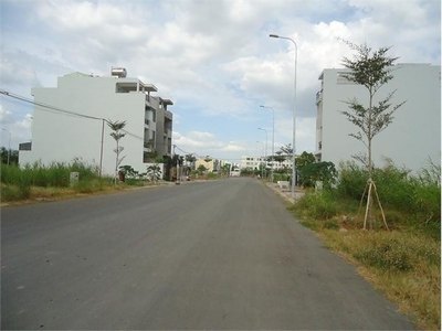 Bán rẻ đất SHR xây dựng ngay 5m x 13m, đường Nguyễn Lương Bằng nối dài qua Phạm Hữu Lầu, Q7