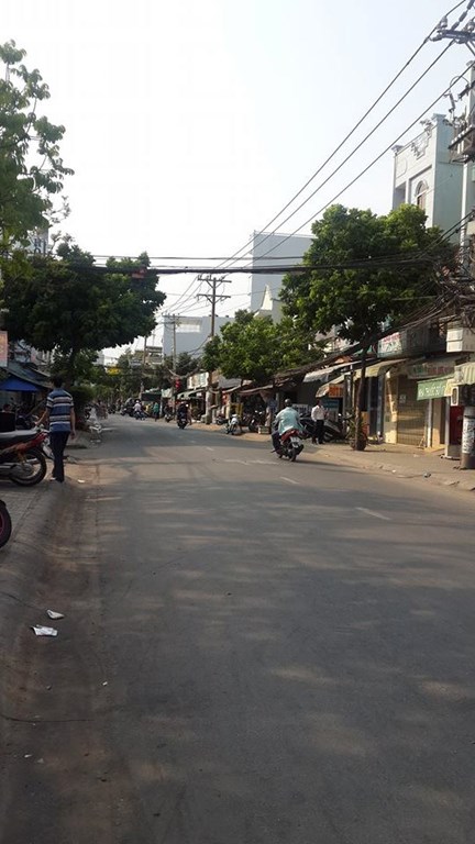 Cần Tiền Bán gấp Nhà Ng.Thị Minh Khai, Q.1, DT: 5mx22m