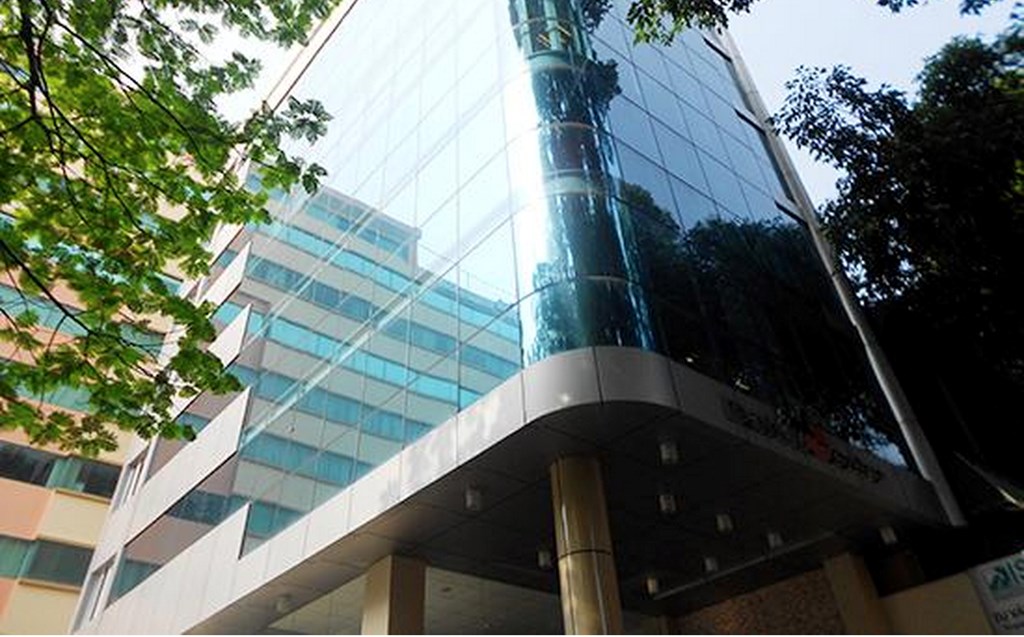 Nhà bán MT Phó Đức Chính, Q1, DT: 3.8x18m