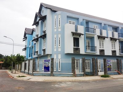Bán đất nhà phố mặt tiền đường số 5, quận Bình Tân