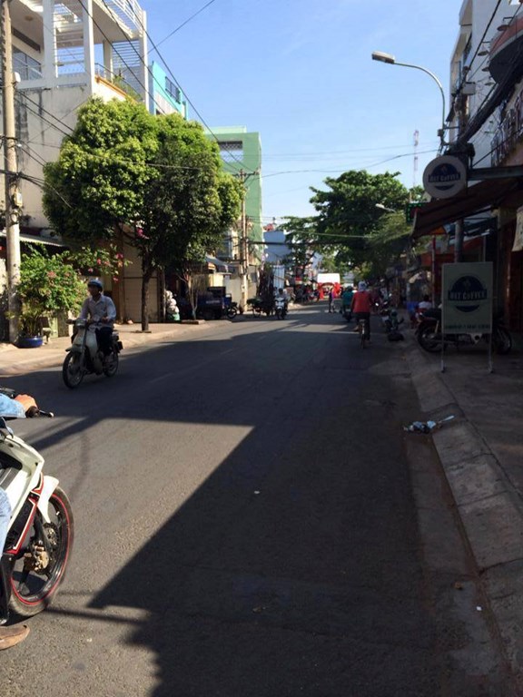 Bán nhà mặt tiền Nguyên Súy Quận Tân Phú