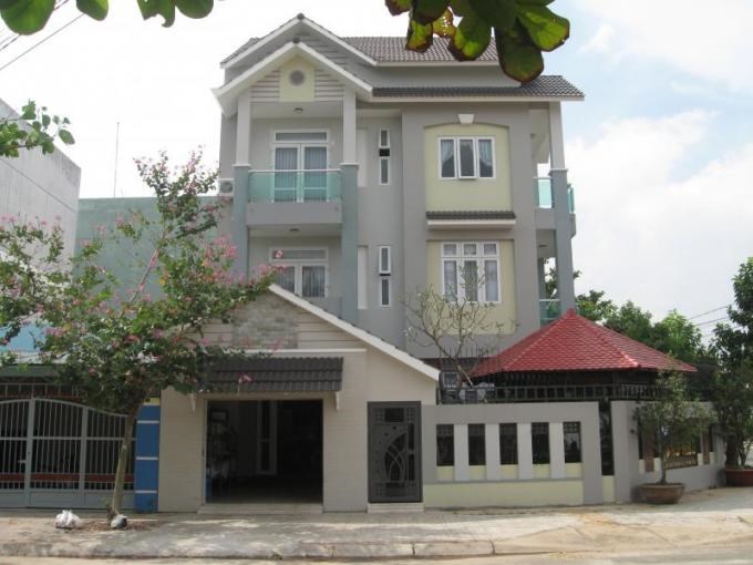 Bán nhà MT đường Nguyễn Trãi hướng Đông Nam quận 1. Giá 34 tỷ.