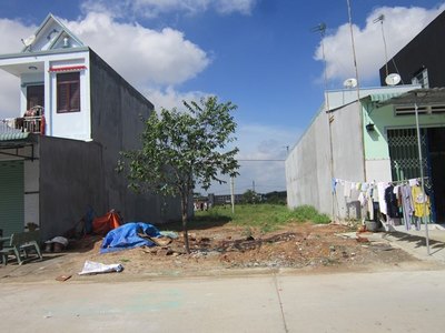 Bán đất Bình Chánh giá rẻ 195 triệu, 5 x 18m, gần BViện Đa Khoa Sài Gòn.