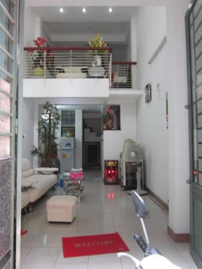 Bán nhà hẻm 1 sẹc CMT8, P.5, Q.Tân Bình, DT 3x15m, giá 2.4 tỷ/TL