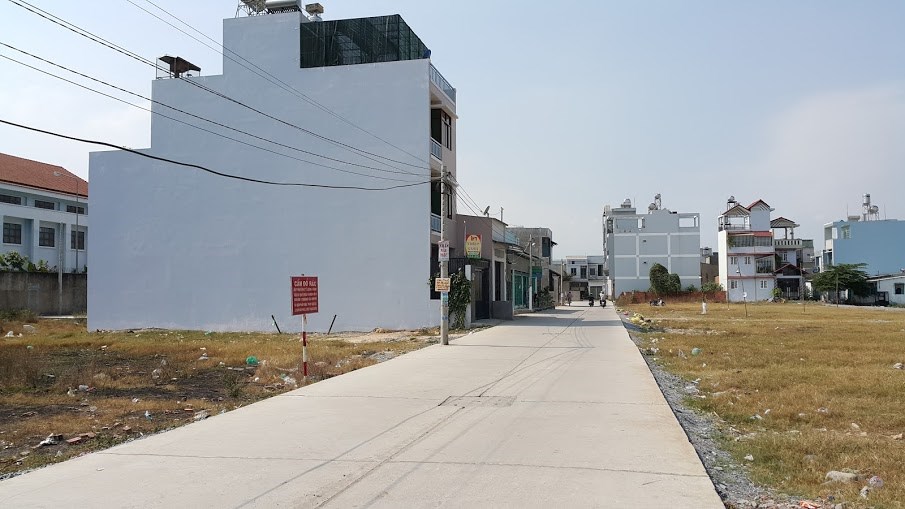 Bán đất Bình Chánh giá rẻ, sổ hồng riêng, 100 m2