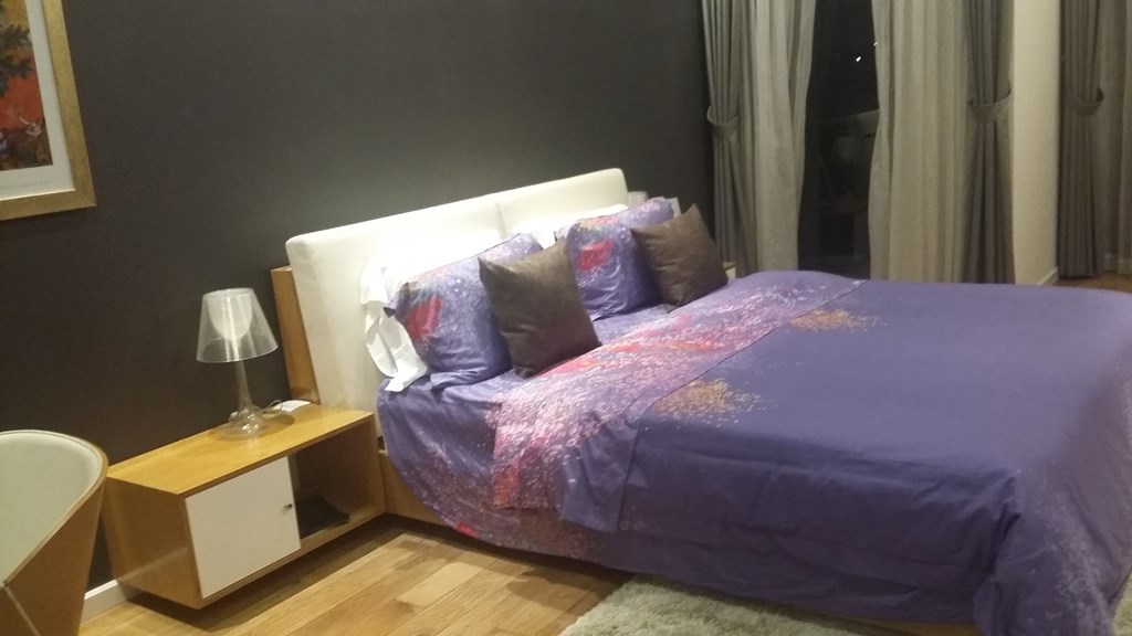 Bán nhà MT Đường Hoa Hồng, Hoa Lan, dt 4x15m giá 8,3 tỷ