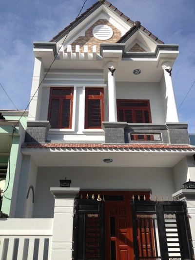 Cần tiền bán gấp nhà Hẻm xe hơi Nguyễn Thiện Thuật - Quận 3. DT: 6 x 14 m