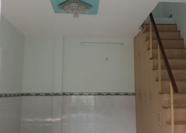 Bán nhà gác suốt Dương Bá Trạc, P.1, Q.8, DT 3.5x7.5m, giá 850 triệu/TL.