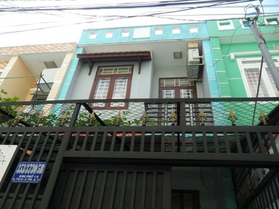 Bán nhà 1 trệt, 1 lầu, 4x13m, giá 1,35tỷ, HXH đường TTH20,P.TTH, Quân12