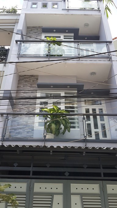 Nhà DT: 5m x 10m đúc 3.5 tấm giá 2,45 tỷ gần công viên làng hoa Q.Gò Vấp