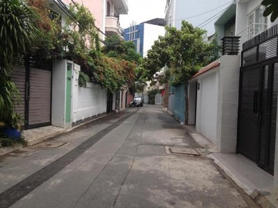 Bán nhà Nguyễn Trọng Tuyển, 2 tầng, 3 PN, giá 5.4 tỷ (TL)