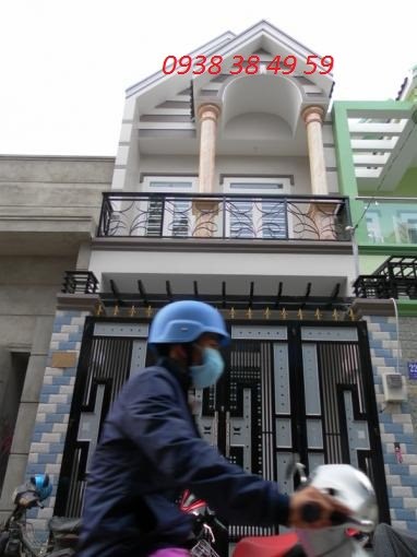 Bán nhà 1 sẹc (4 x 16) đúc 2 tấm giá 1.3 tỷ. Khu dân cư đông đúc