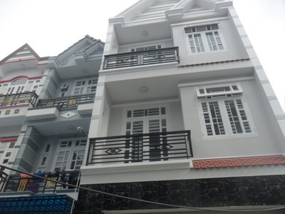 Bán nhà, 1 trệt 2 lầu 4.5x18 giá 1.95 tỷ, HXH đường Lâm Thị Hố( TCH05 củ), P.TCH, Q12