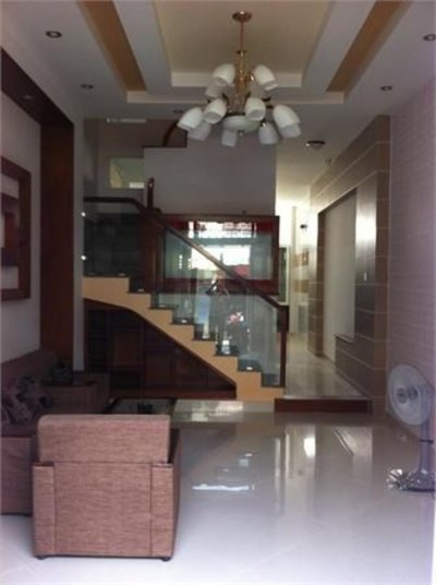 Cần bán gấp căn nhà hẻm 207 Đường 3/2, P.11, Q.10