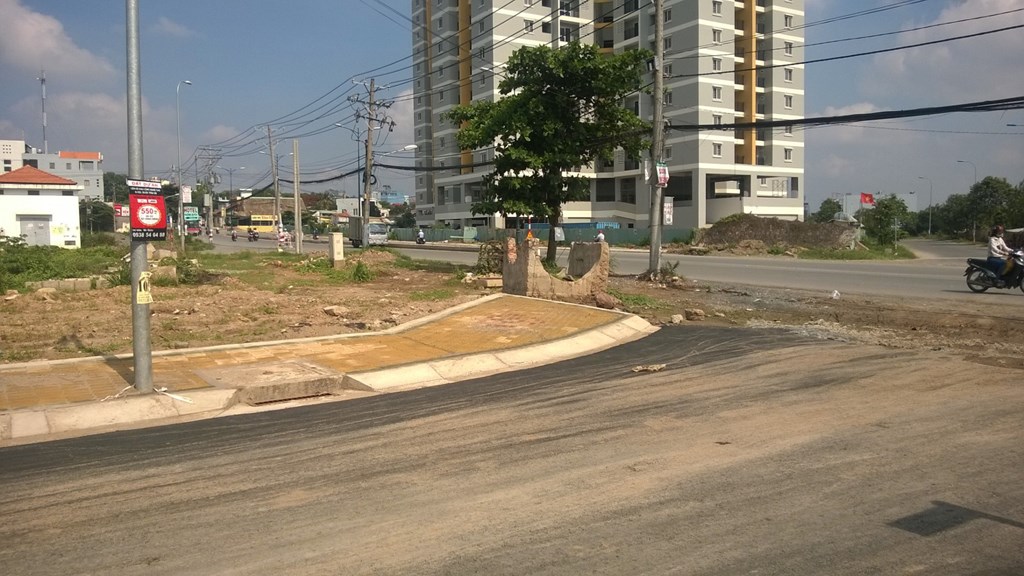 Đất 62m2 Nở Hậu, 2MT đường 6m và 30m,ngay Lã Xuân Oai,SHR giá 650tr