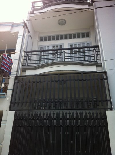 Bán nhà hẻm 5m thông đường ấp chiến lược, DT 3.1x10, đúc 2.5 tấm
