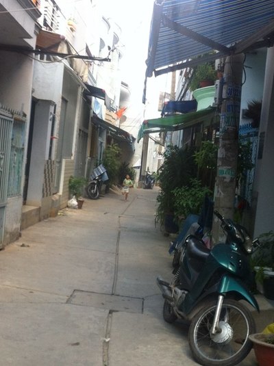 Nhà 1 lầu hẻm 4m đường ấp chiến lược, phường BTĐA, Dt 3x8m