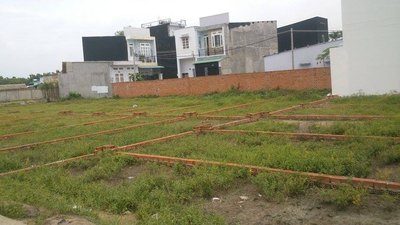 Đất Mặt Tiền Đường Võ Văn Hát, Quận 9, Giá Rẻ.