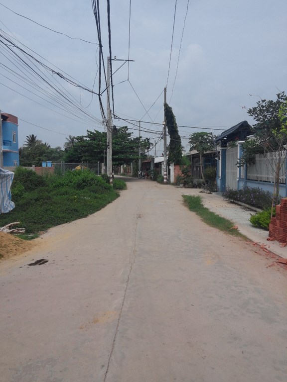 Đất TC 100% Ngã 3 Gò Công 8x14 ,SHR, giá 630tr/1 lô